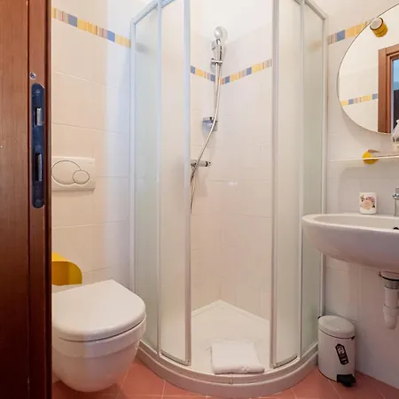 Il Grifo Bed & Breakfast Lenno