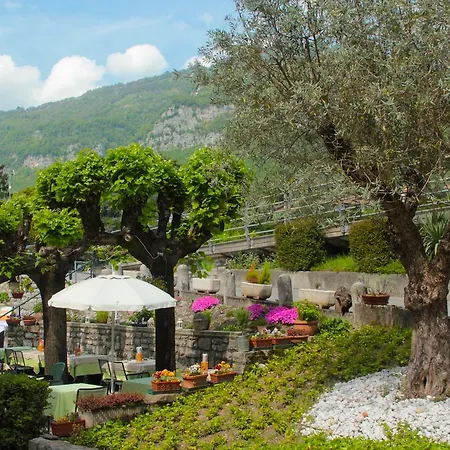 Bed & Breakfast Il Grifo Lenno