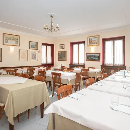 Il Grifo Couette-café Lenno