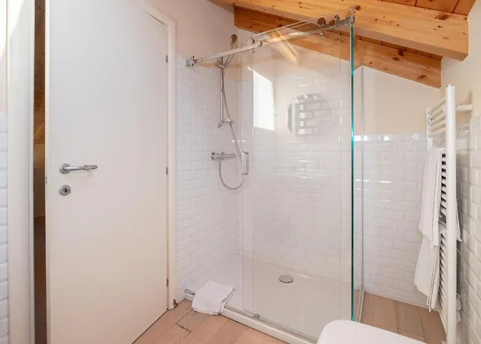 לינה וארוחת בוקר Il Grifo 3*